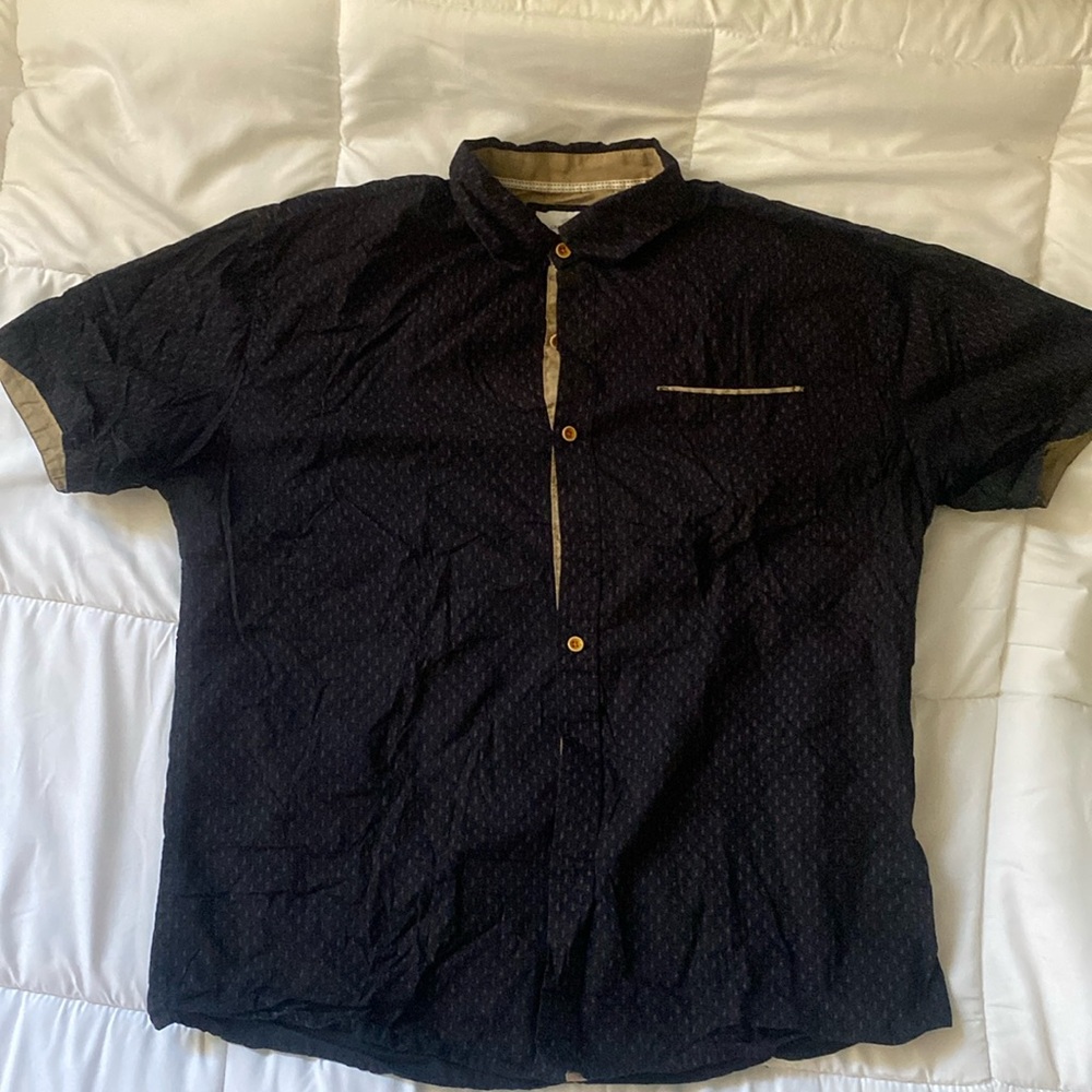 Men’s short sleeve button-up shirt Size: L | CRAFT & FLOW